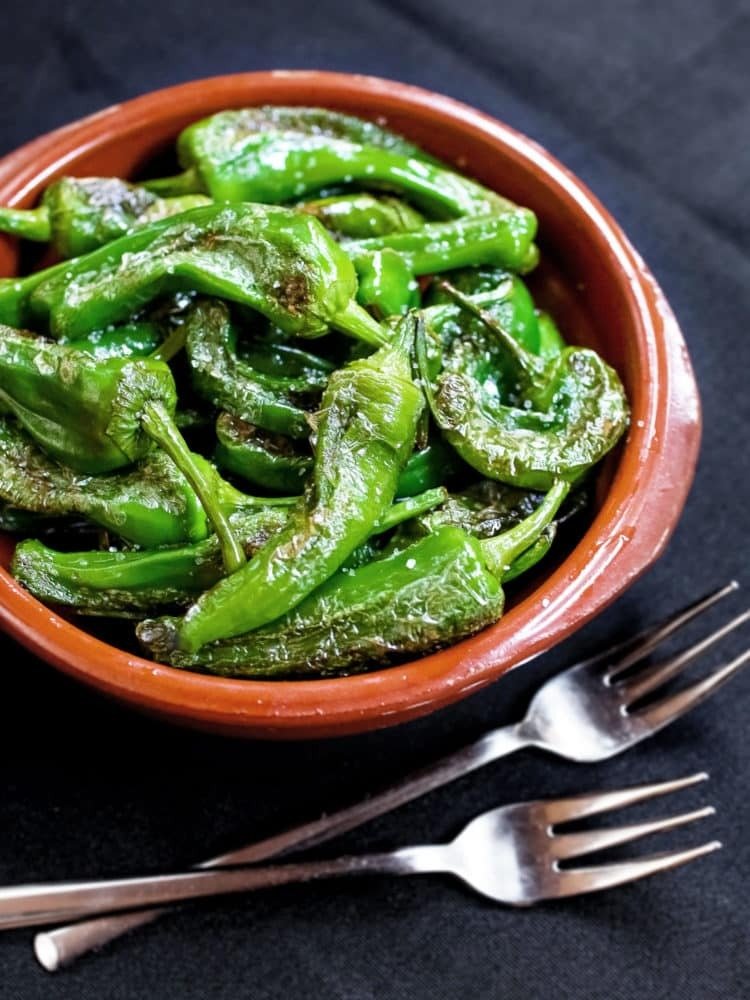 Top 10 Spanish Dishes in 2025