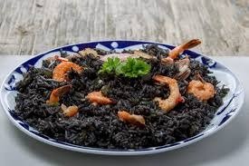 Top 10 Famous Seafood Dishes in Spain